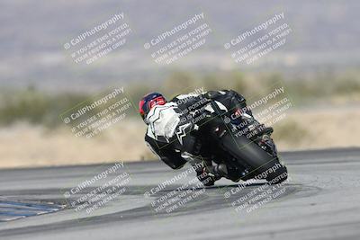 media/Dec-04-2025-Racers Edge (Thu) [[5ebc9f124d]]/2-A Group/5-Session 3 (Turn 14 Backside)/